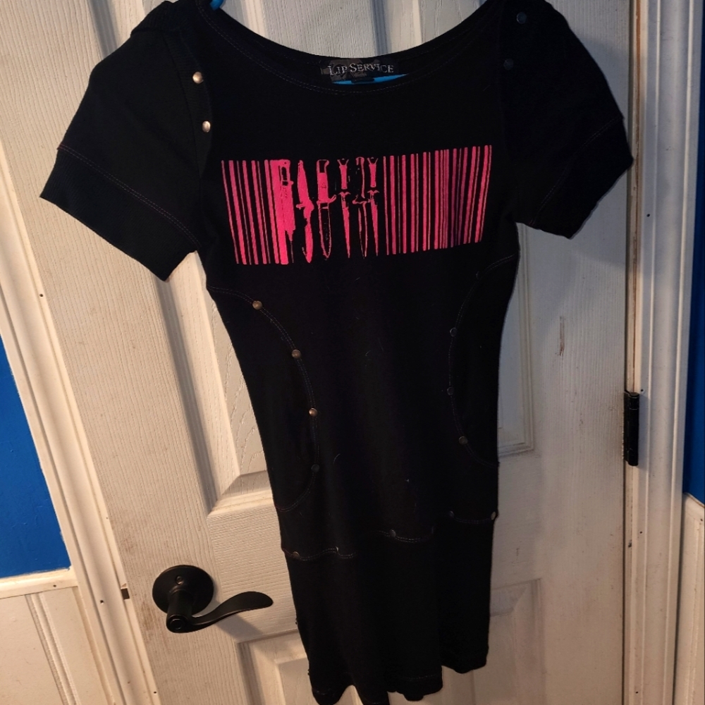 black dress
